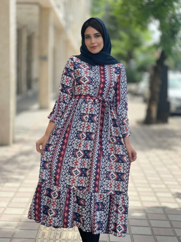 پیراهن گندم سنتی سفید سورمه ای