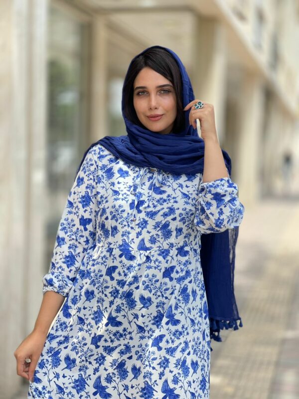 پیراهن میرای سفید آبی