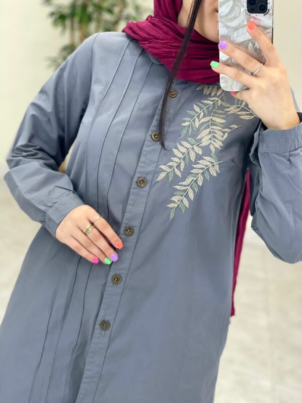 مانتو آنیل طوسی