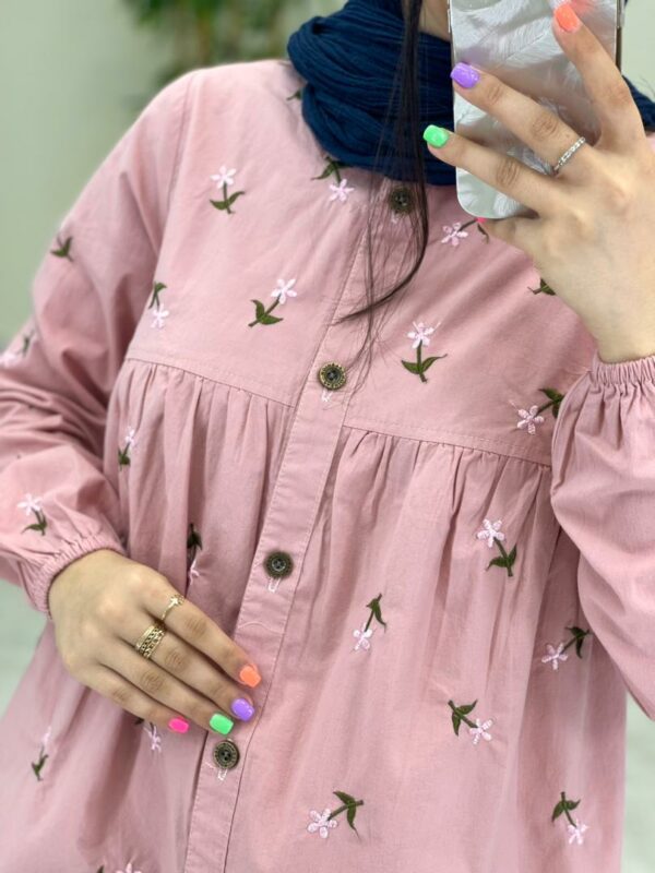 مانتو لیا صورتی