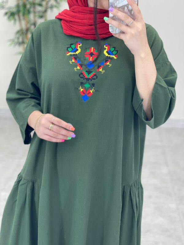 پیراهن می گل یشمی