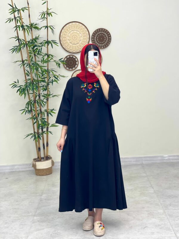 پیراهن می گل مشکی