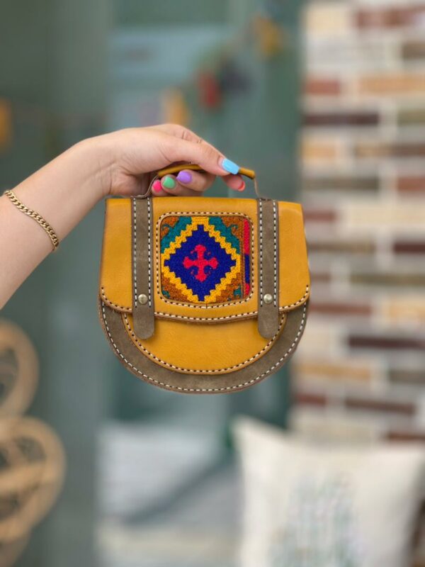 کیف جانان نیم دایره خردلی