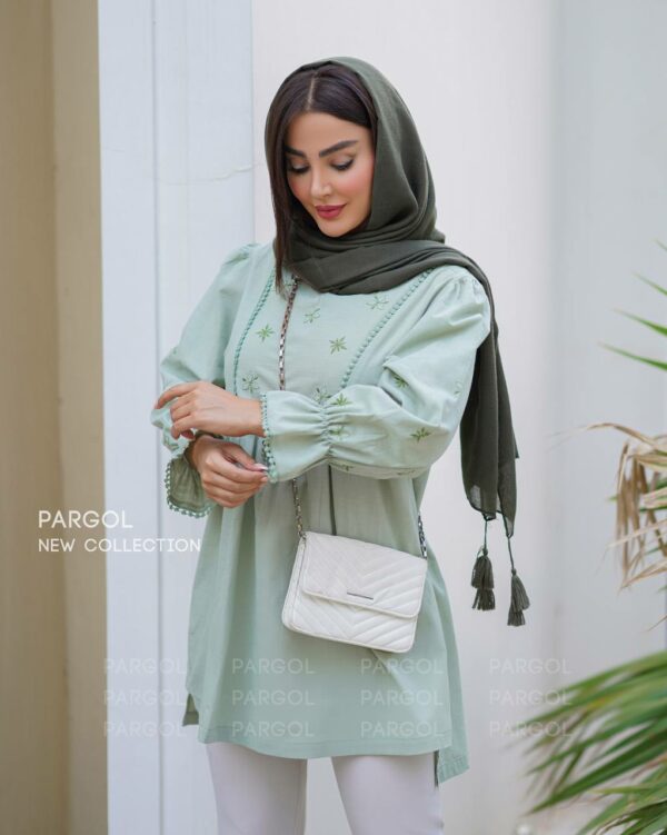 مانتو نادیا کاهویی