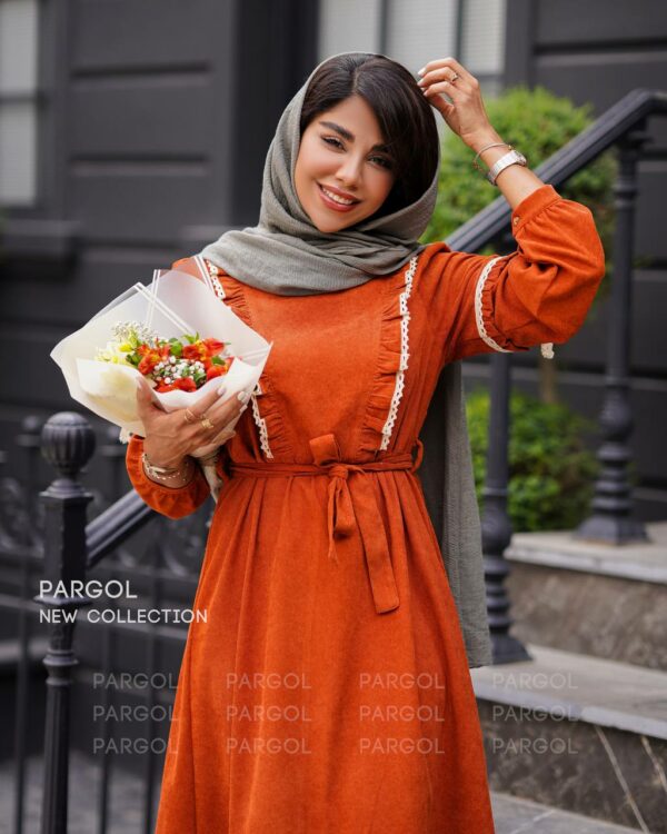 پیراهن نگین آجری