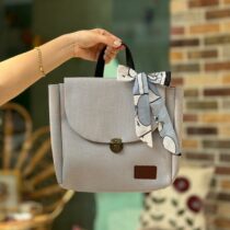 کیف گلدونه حریر دار ساده طوسی روشن