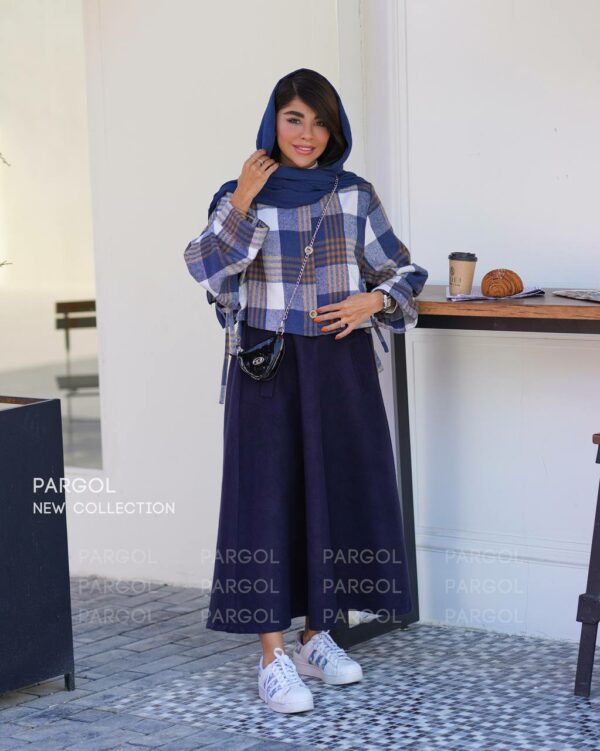 دوتکه ژاکلین سورمه ای سفید