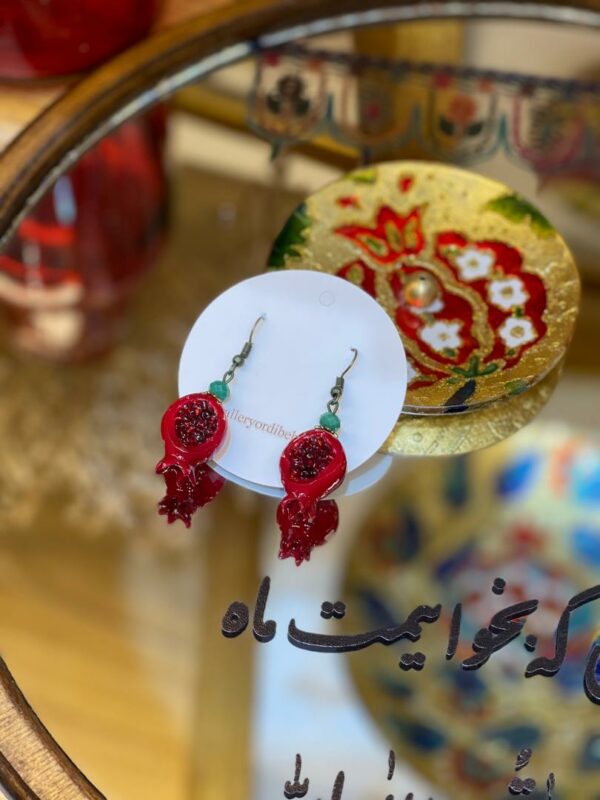 گوشواره انار نصفه