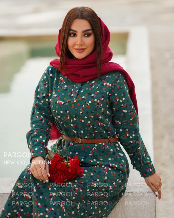 پیراهن یاقوت سبز