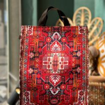 ساک دستی سرو سنتی قرمز سفید