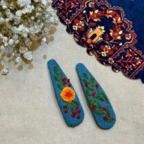 سنجاق سر گلدوزی آبی گل نارنجی