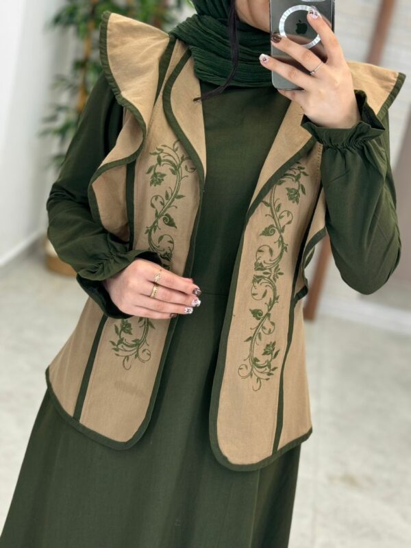 پیراهن جلیقه ابرا نسکافه ای یشمی