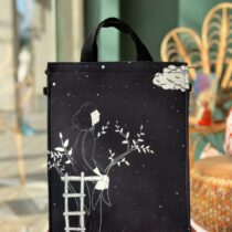 ساک دستی سرو دختر و نردبان مشکی سفید