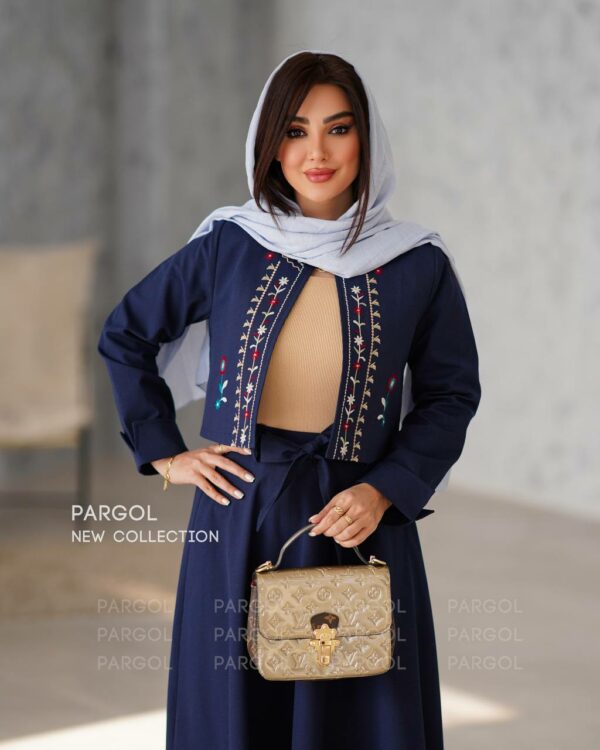 کت و دامن عطرین سورمه ای