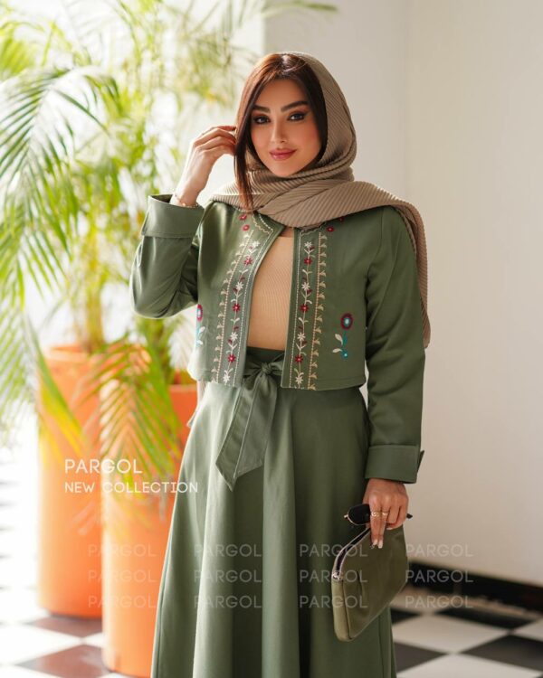 کت و دامن عطرین سبز یشمی