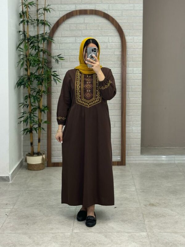 پیراهن گلنار قهوه ای