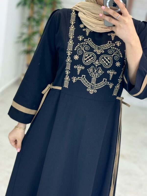 پیراهن آوین مشکی