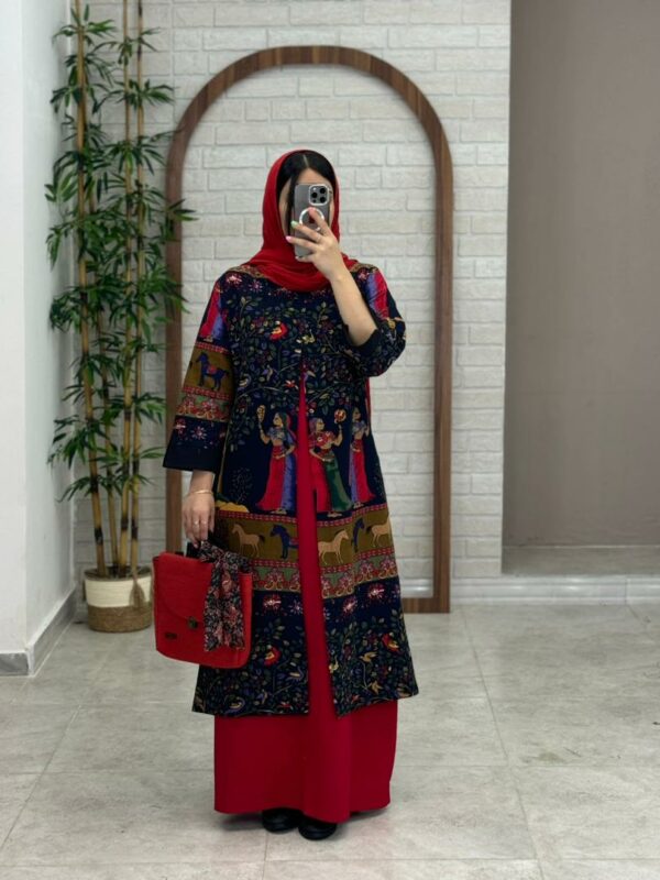 مانتو جیب در پیله اسب زمینه مشکی
