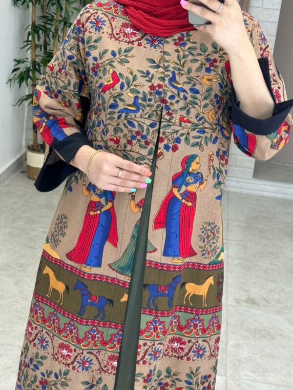 مانتو جیب در پیله اسب زمینه نسکافه ای