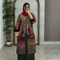 مانتو جیب در پیله اسب زمینه نسکافه ای