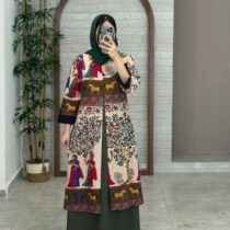 مانتو جیب در پیله اسب زمینه کرم
