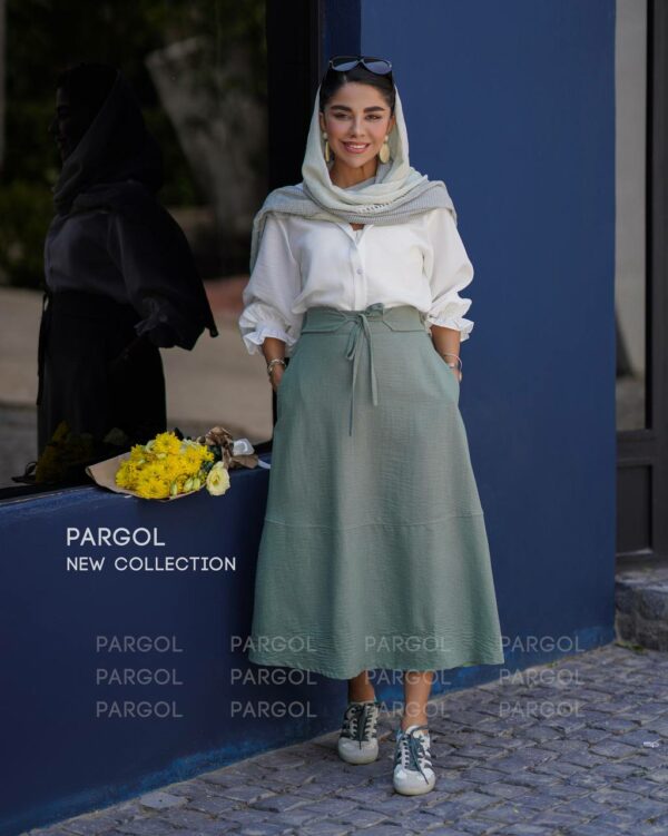 دامن تک شقایق سدری