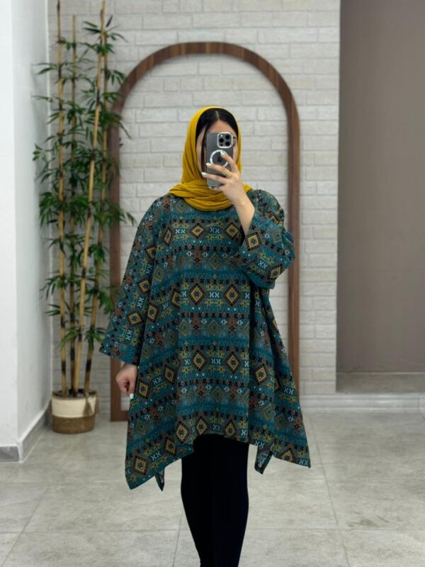 مانتو جلوبسته هنری آبی طرح گلیم