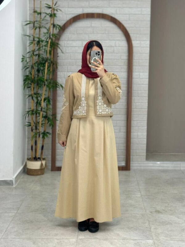 کت و سارافون نازلی کرم نسکافه ای