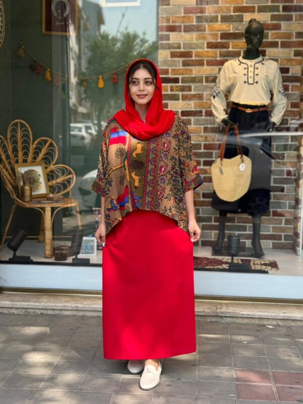 کراپ سایه اسب زمینه نسکافه ای