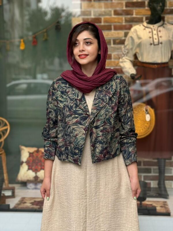 کت و سارافون کرم گل خطی