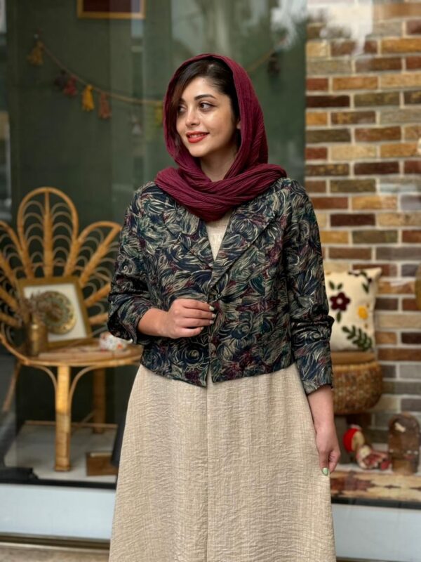 کت و سارافون کرم گل خطی