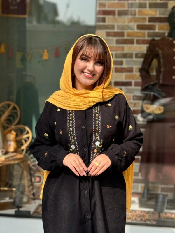 مانتو آوا کبریتی مشکی