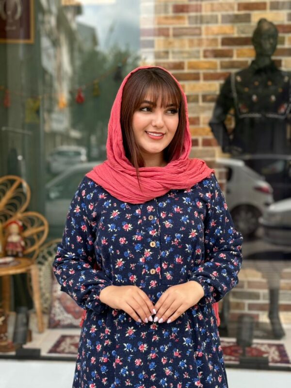 پیراهن سروه آبی گل سفید