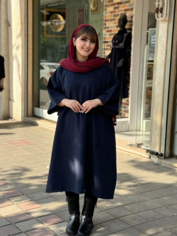 پانچ جلوبسته جناقی سورمه ای