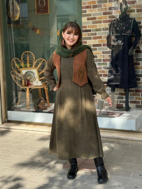 پیراهن جلیقه بته جقه کبریتی زیتونی قهوه ای شکلاتی