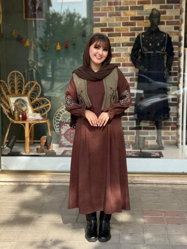 پیراهن جلیقه بته جقه کبریتی قهوه ای یشمی