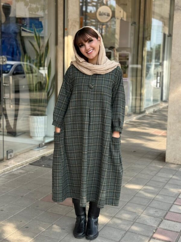 پیراهن کعبه یشمی کرم چهارخونه ریز