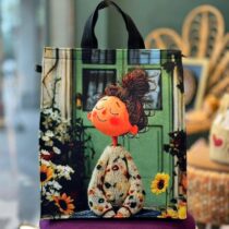 ساک دستی سرو دختر مو گوجه ای