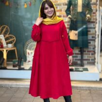 پیراهن گلی قرمز