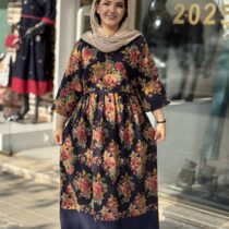 پیراهن نرگس سورمه ای گل درشت کالباسی زرد