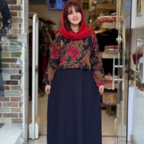 ست کراپ و سارافون سین سورمه ای گل نسکافه ای قرمز