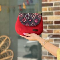 کیف نقلی قرمز طرح سنتی