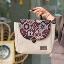 کیف گلدونه طرحدار کرم سنتی