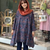 مانتو جلوبسته هنری طرح درخت آبی عنابی