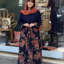 پیراهن شایسته سورمه ای گل عنابی