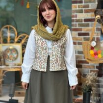 جلیقه چنار طرح بته جقه های ریز رنگی
